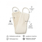 Gros plan sur un lave-dos en éponge de bambou montrant la texture douce et absorbante du tissu, idéal pour un nettoyage du dos naturel et confortable.